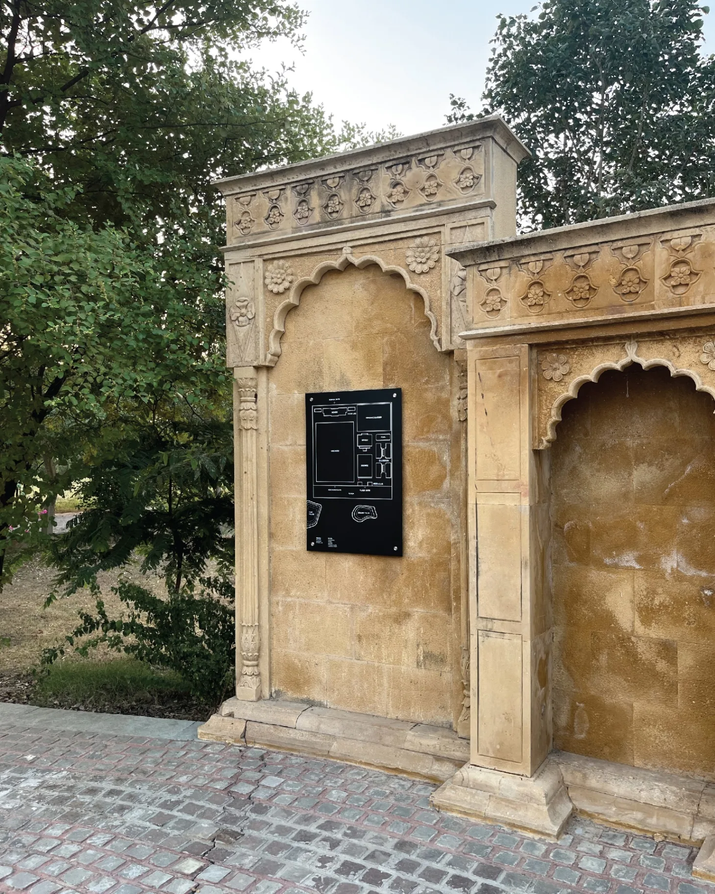 DHUN - Traditional archway with embedded wayfinding system